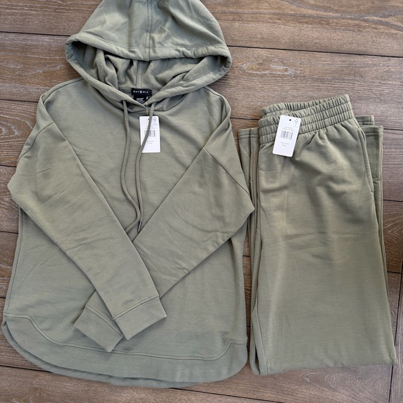 Max & Mia Women's 2 Pc Lounge Set Size Small - Picture 4 of 12